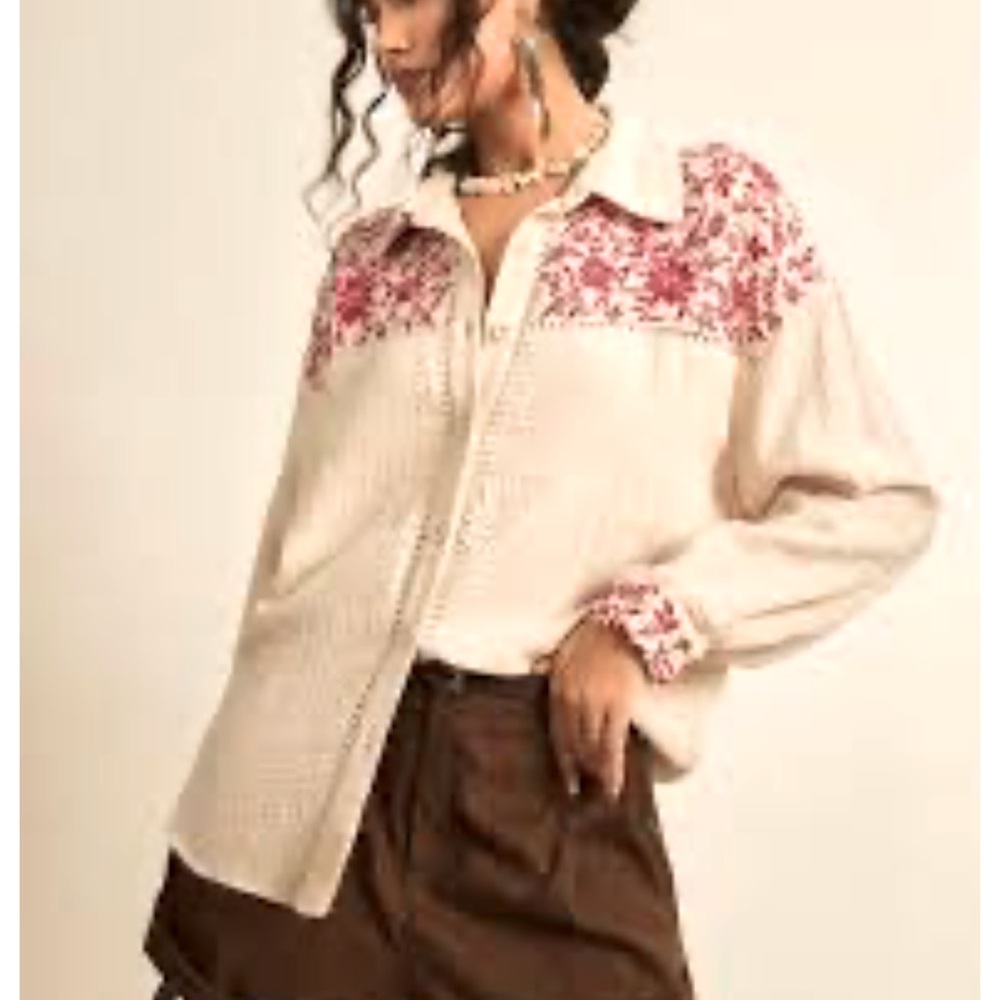 MADE IN ITALY GAUZE Floral Embroidered Cream Blouse